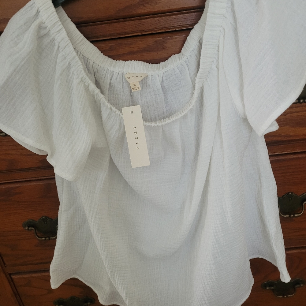 Adiva White Women's Top